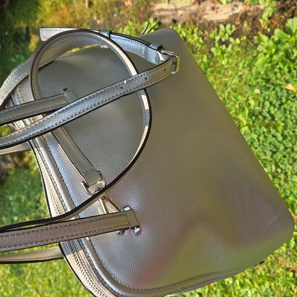 KATE SPADE EUC "Patterson Drive" Silver Dome Top Hand Satchel 11"x9"x5" - Picture 6 of 15